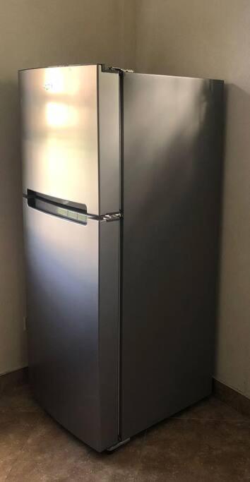 Kelly'S Studio Apartment - Rental Near Airport, Amenities And Bus Route Сент-Філіп Екстер'єр фото